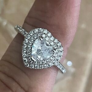 Elegant Silver Heart-Shaped Ring